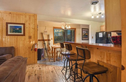 Tahoe Pines House | Tahoe Pines Cabin Sum