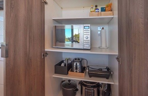 Tahunanui Apartment | Tahunanui Getaway in the Oceanview Apartments complex