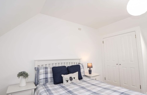 Kyleakin Cottage | TAIGH TEARLACH, with open fire in Kyleakin