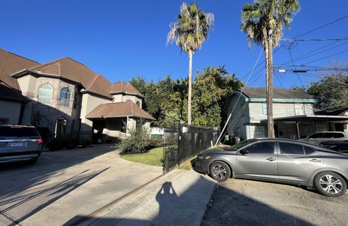 Northside House | TAK Minimansion - Houston Downtown