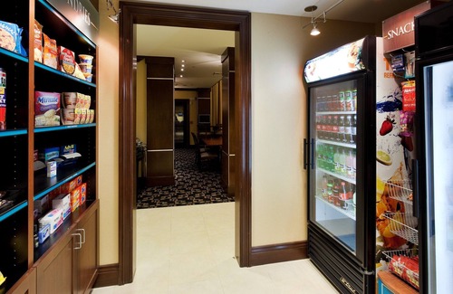 Reno/Tahoe Airport Condo | Take a dip in the Shared Pool! Near Reno-Sparks Convention Center | 1 Bedroom Suite