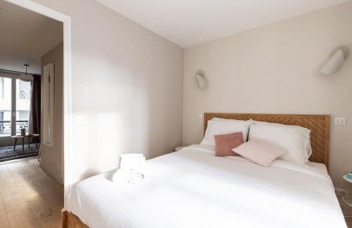 Parc-de-Montsouris Apartment | Take It Easy in This Stylish Architect Flat