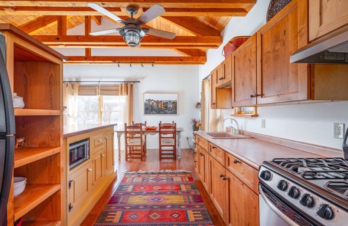 Dixon Cottage | Take Me to the River: Stylish Cottage in Gorgeous Canyon on the Embudo River