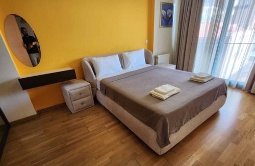 Harbiye Apartment | Taksim Perfect Residence, 3 bedrooms , pool, Gym, Sauna , Wifi
