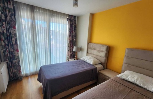 Harbiye Apartment | Taksim Perfect Residence, 3 bedrooms , pool, Gym, Sauna , Wifi