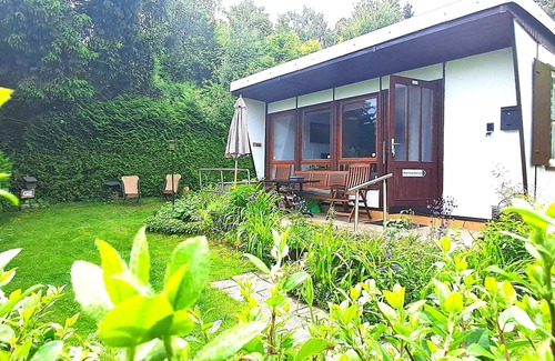 Bad Bibra House | Talblick 1 - Your home: the vacation home in the middle of the idyllic valley