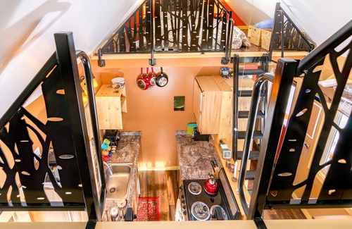 Talkeetna House | Talkeetna Tiny House Cabin Denali Indoor Sauna/firepit/bike/ski/multi-use trails