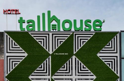 Taman Permata Apartment | Tallhouse Apartment Hotel