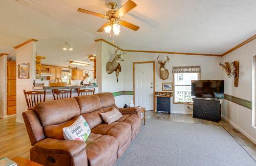 Fountain House | Tallman Lake Access Family-Friendly Home with Dock!