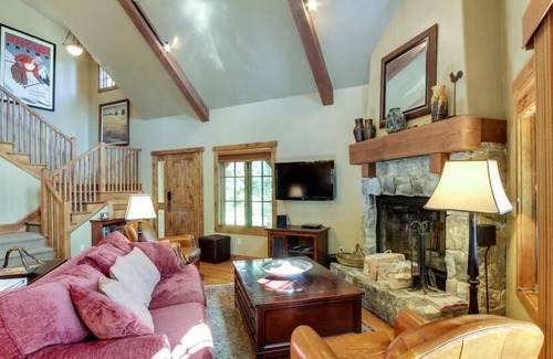 Tamarack Ski Chalet | Tamarack Resort Chalet, Private Hot tub, Rustic Mountain Charm