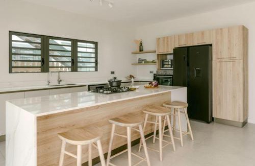 Tamarin Apartment | Tamarin Sunset Beach III