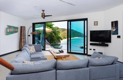 Fryes Beach Resort | Tamarind Hills Resort - Ocean 5
