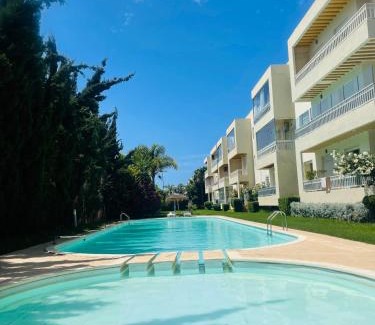 Dar Bouazza Apartment | Tamaris - Appartement Moderne 2 Chambres avec Piscine et Jardin
