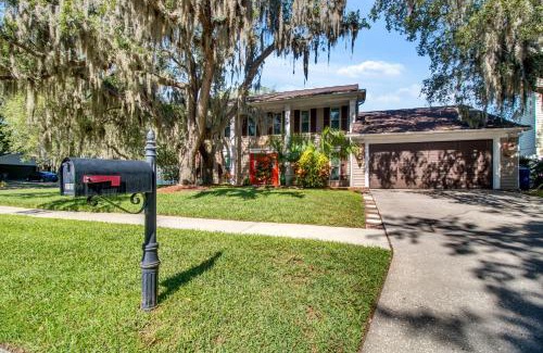 Bloomingdale House | Tampa Bay Pool Home with Heated Pool