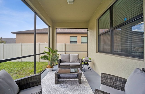 Riverview House | Tampa Private Home/Game Room/Theater Room & more!