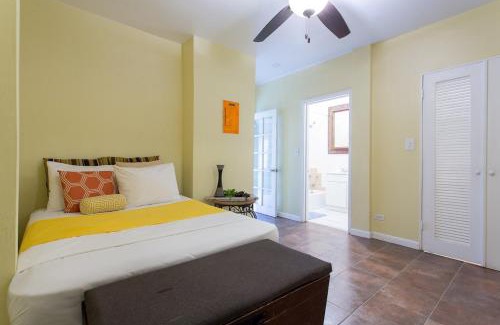 Nassau House | Tangerine Sunsets Murcott