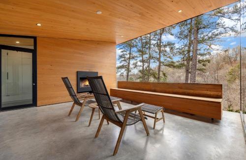 Rogers House | Tanglewood Cabin-Lake Access-Private-Modern