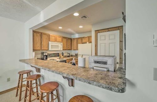 Tannersville House | Tannersville Townhome, Near Camelback Mtn!