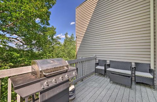 Tannersville House | Tannersville Townhome, Near Camelback Mtn!