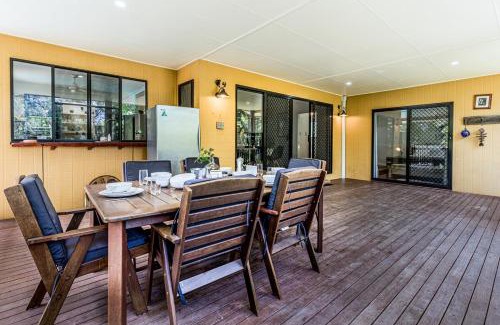 Tannum Sands House | Tannum Tides - Sleeps 8 with Pool & Boat Parking