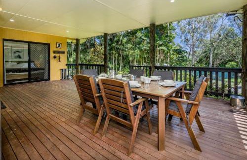 Tannum Sands House | Tannum Tides - Sleeps 8 with Pool & Boat Parking
