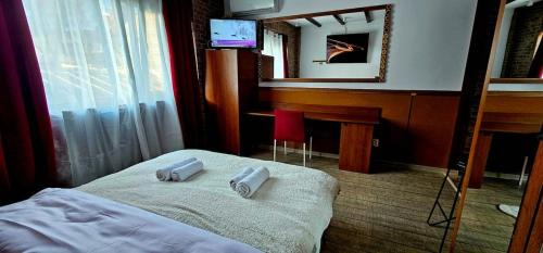 Bucharest City-Centre Apartment | TANTRA Studio 7 NACU Universitate