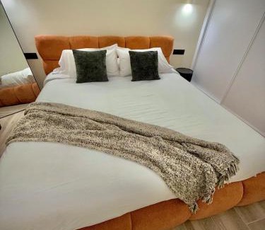 Montolivet Apartment | Tao Suite 2 next to the Aquarium