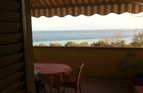 Letojanni House | Taormina: The sea at your wake! The ideal home x a family looking for m