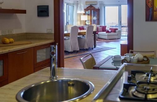 Taormina House | Taorminapartments 180sm with Spa sea view
