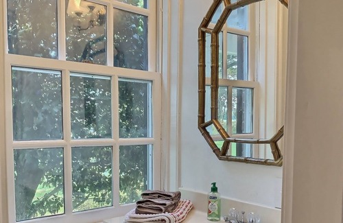 Tappahannock House | Tappahannock RIVERFRONT Estate Home on the Scenic Rappahannock