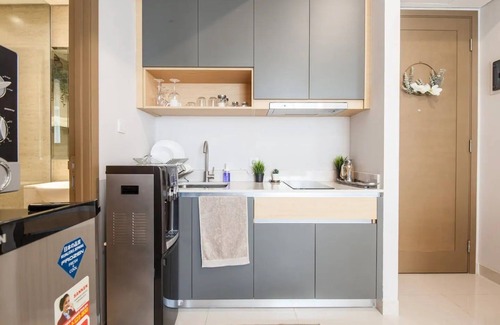 Jakarta Apartment | TAR Jakarta · ❤️Luxury 1BR Suite Superb Location Walk to Malls❤️