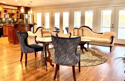 Louisburg House | Tar River Retreat Near Raleigh