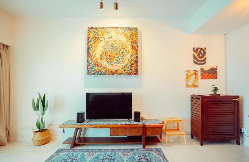 Kuala Teriang Apartment | Tara Muda Sea Views Big Pool Great Kitchen Fibre Wifi
