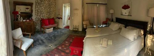 Okaukuejo House | Tarentaal Guest Farm