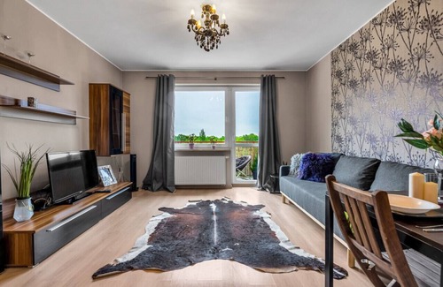 Praga Polnoc Apartment | Targówek Apartment - Parking, Balcony, Train nearby by Rentujemy