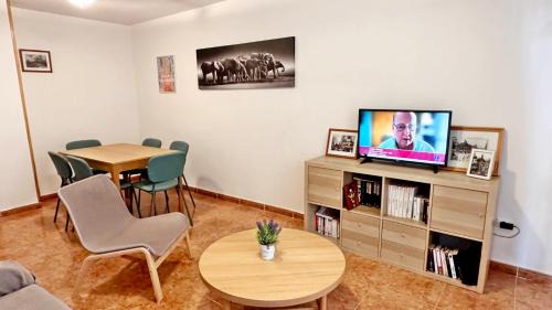 Miramar Beach Apartment | TARONGERS MIRAMAR PLAYA - Alquiler solo a Familias