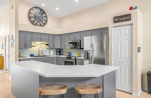 Tarpon Springs House | Tarpon Springs Fun in the Sun with a Pool, Beaches and Backyard Chickens