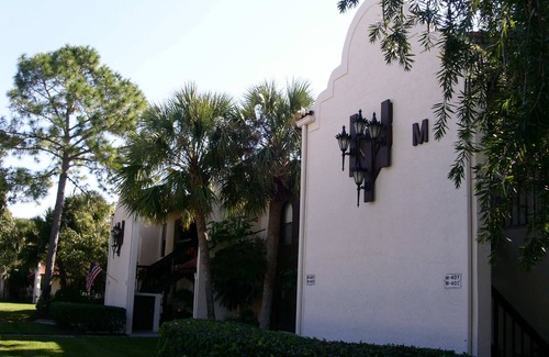Palm Harbor Condo | Tarpon Woods Condo with Lake View