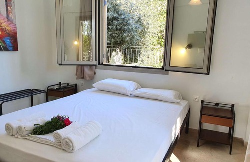 Stoupa Apartment | Tasos 2