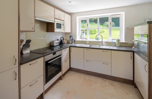 Holcombe Burnell House | Taste of Devon Paradise