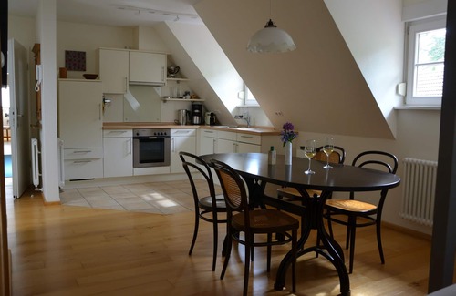 Gleiszellen-Gleishorbach Apartment | Tasteful top floor apartment in the southern Palatinate winegrower's house