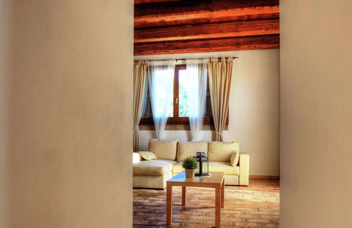 Modigliana House | Tasteful holiday home in Modigliana with garden