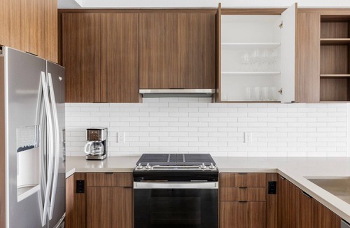 Mission Valley Apartment | Tasteful Mission Valley 1BR w/Gym, Pool & Spa, nr Bars, by Blueground