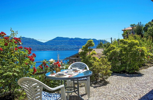 Barbe Superiore Apartment | Tastefully furnished 2-room apartment with terrace and Kiwi Pergola