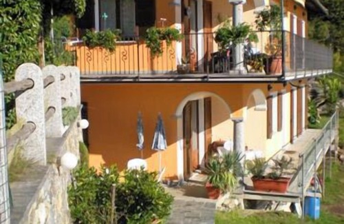 Oggebbio Apartment | Tastefully furnished 4-room apartment in quiet and sunny panoramic position