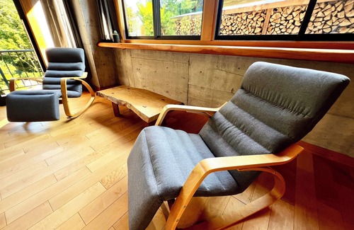 Akiruno House | Tateya vacation/Modern and natural quiet suite by the creek