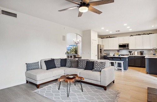 Tatum Highlands House | Tatum Highlands - Dog Friendly! Modern home w/Gym