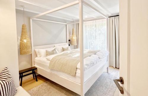 Rothenburg ob der Tauber House | TauberChalet I Privates Boutique-Ferienhaus mit Whirlpool, Sauna, Garten, Naturmagie & ZellBoost für bis 7 Personen