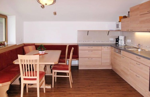 Bramberg am Wildkogel Apartment | Tauernblick by Interhome