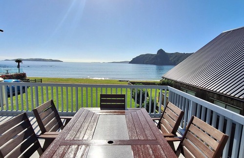 Taupo Bay House | Taupo Bay, Absolute Beachfront! , Far North NZ, 5 Bedrooms and 2 Bathroom .